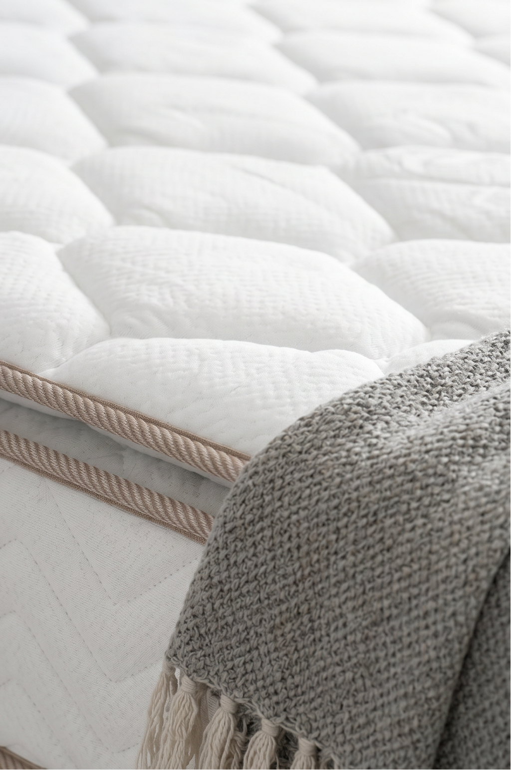 Mars Bett-Set mit Matratze